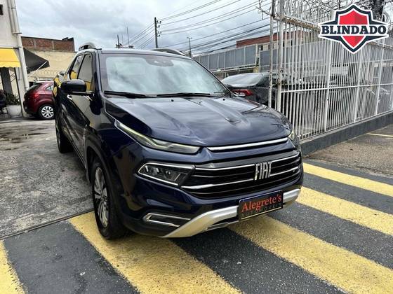 FIAT TORO 2.0 16V TURBO DIESEL VOLCANO 4WD AT9 FIAT TORO 2.0 16V TURBO DIESEL VOLCANO 4WD AT9